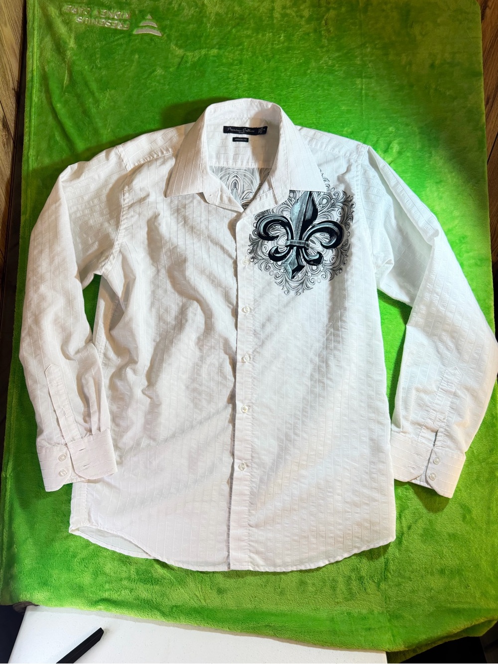 Premium Culture Italy Mens XL White Fleur de Lis Y2K Affliction Style Shirt